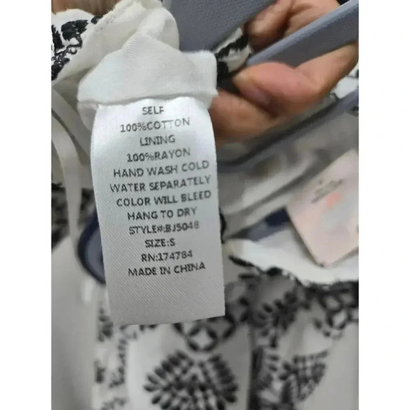 Alex Vinash White and Black Embroidered Jumpsuit Size S - Picture 4 of 4